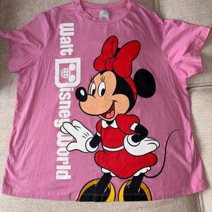 Walt Disney World Pink Minnie Mouse Short Sleeve Tee